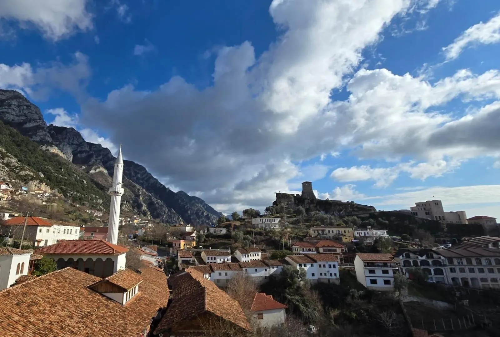 Villa Mefaja Κρούγια Πανσιόν